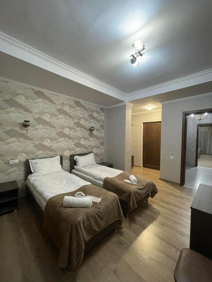 Hotel Shina Kazbegi Esterno foto