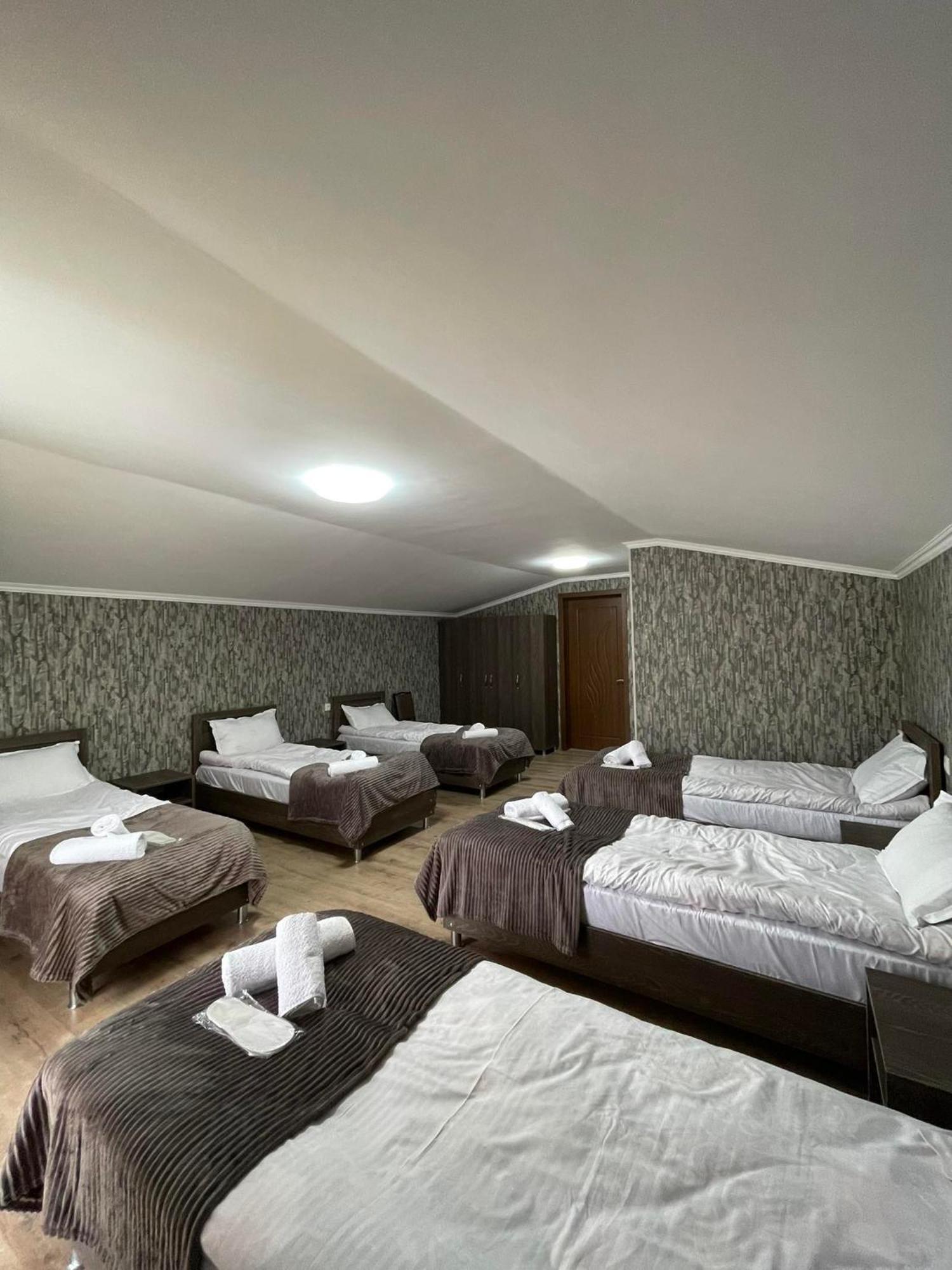 Hotel Shina Kazbegi Esterno foto